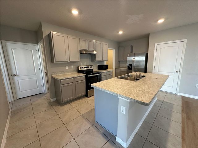 1448 BERRY LANE, Davenport, FL 33837