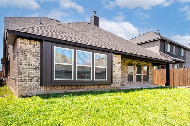 8232 Leopard Pass, Godley, TX 76044