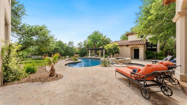 201 Costa Bella DR, Austin, TX 78734