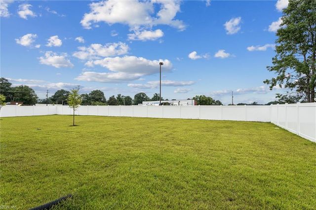 105 Shipmate WAY, Portsmouth, VA 23702