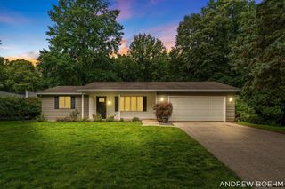 640 Old Orchard Road, Park Twp, MI 49423
