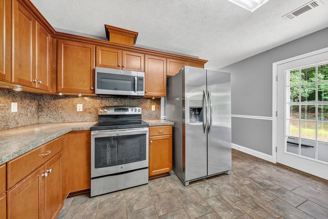 54 Redwood Drive, Phenix City, AL 36869