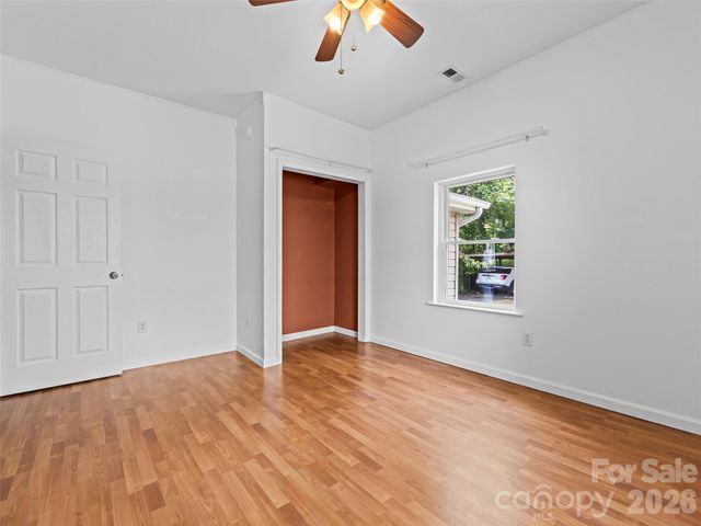 43 Avery Street, Waynesville, NC 28786