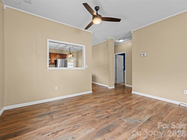 43 Avery Street, Waynesville, NC 28786