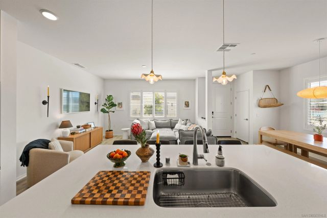 303 Citrine Trails, Fallbrook, CA 92028