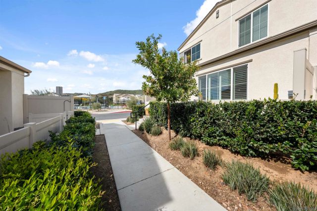 303 Citrine Trails, Fallbrook, CA 92028