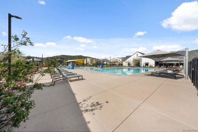 303 Citrine Trails, Fallbrook, CA 92028