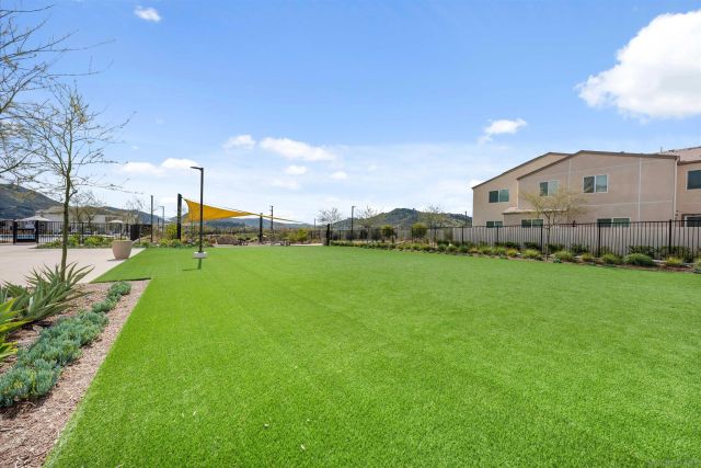 303 Citrine Trails, Fallbrook, CA 92028