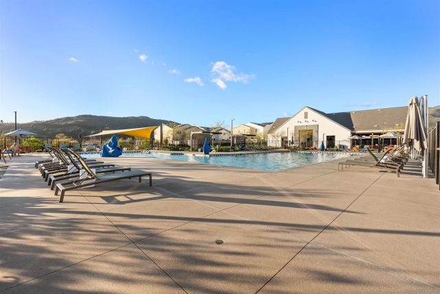 303 Citrine Trails, Fallbrook, CA 92028