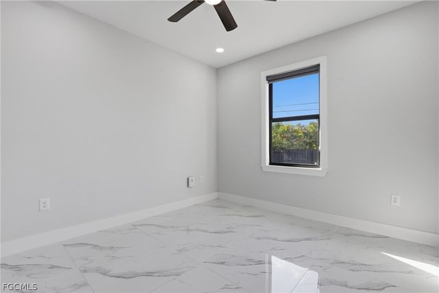 1108 NE 19th TER, Cape Coral, FL 33909