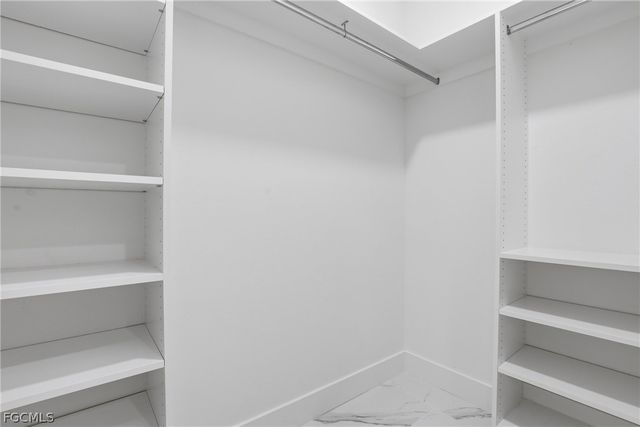 1108 NE 19th TER, Cape Coral, FL 33909