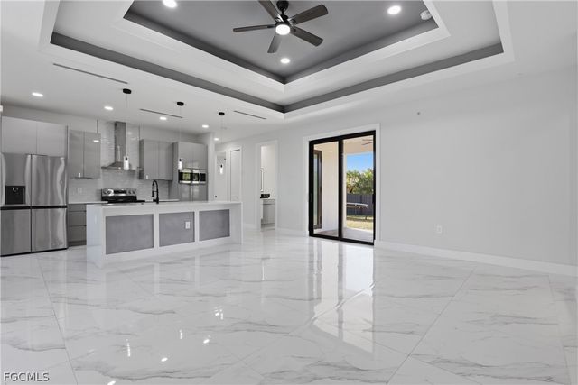 1108 NE 19th TER, Cape Coral, FL 33909