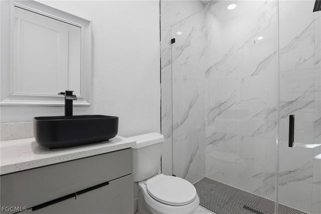 1108 NE 19th TER, Cape Coral, FL 33909