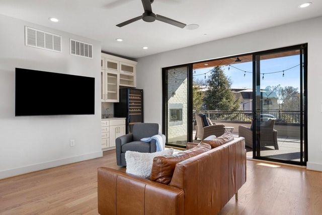 912 Lenox Boulevard, Atlanta, GA 30324