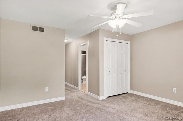 41071 E Rosewood Drive, Clinton Township, MI 48038