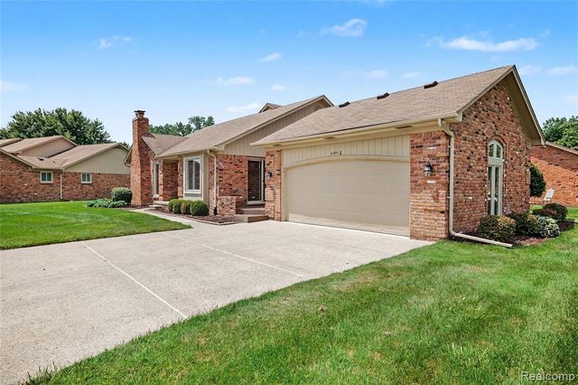 41071 E Rosewood Drive, Clinton Township, MI 48038
