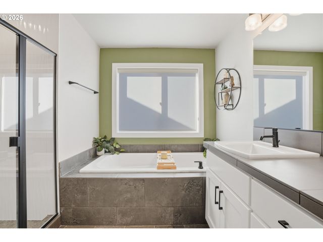 13603 Ne 109TH Way, Vancouver, WA 98682