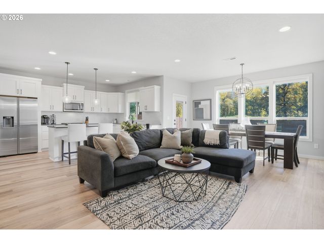 13603 Ne 109TH Way, Vancouver, WA 98682