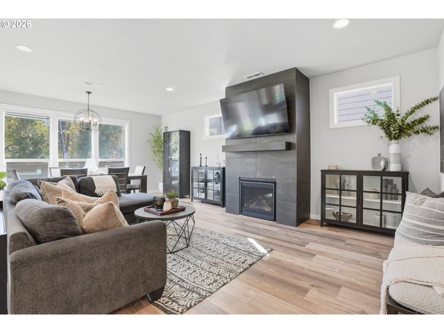 13603 Ne 109TH Way, Vancouver, WA 98682