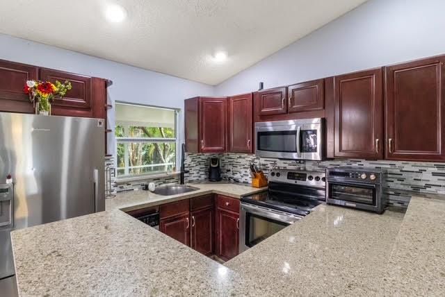 6173 Barbara Street, Jupiter, FL 33458