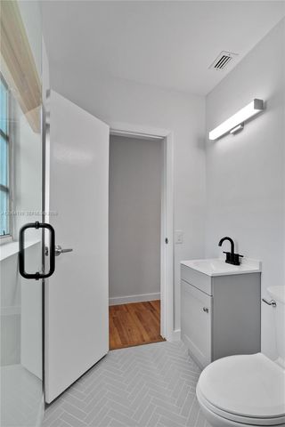 411 Santander Avenue 1, Coral Gables, FL 33134