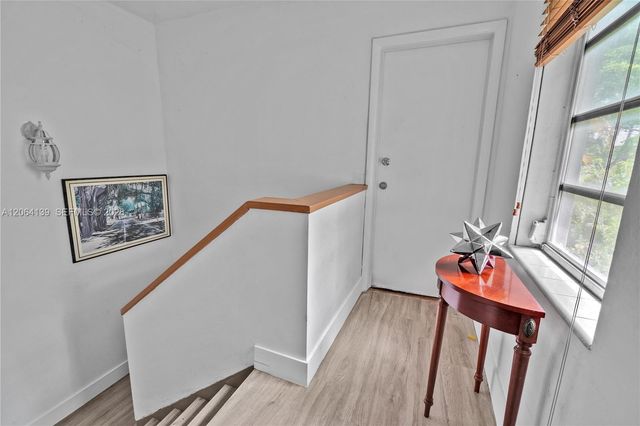 411 Santander Avenue 1, Coral Gables, FL 33134