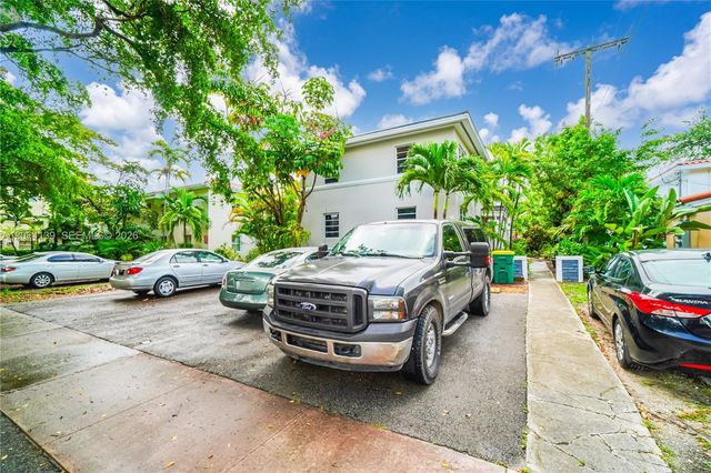 411 Santander Avenue 1, Coral Gables, FL 33134