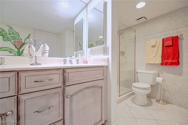 1100 9th ST S E101, Naples, FL 34102