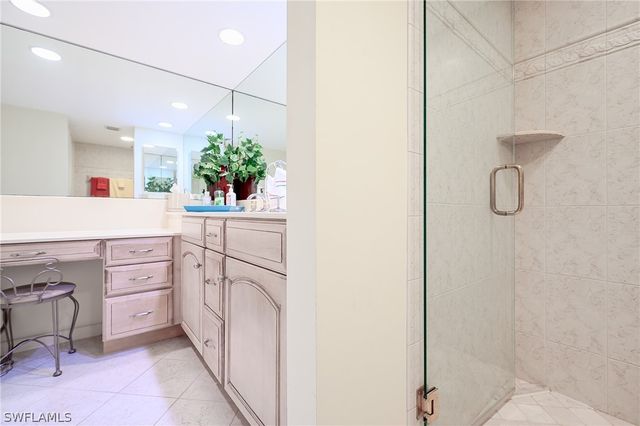 1100 9th ST S E101, Naples, FL 34102