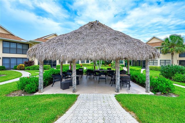 1100 9th ST S E101, Naples, FL 34102