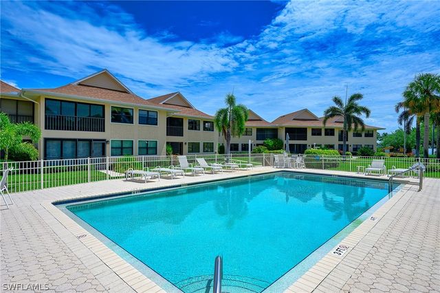 1100 9th ST S E101, Naples, FL 34102