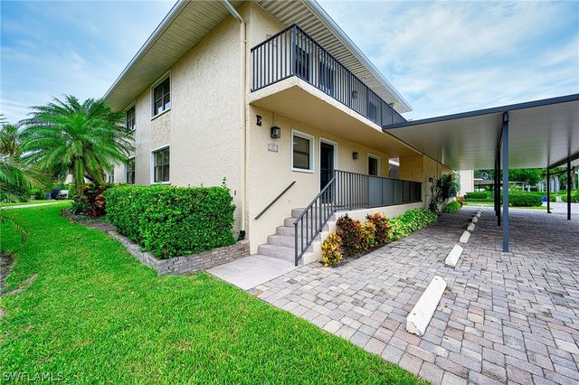 1100 9th ST S E101, Naples, FL 34102