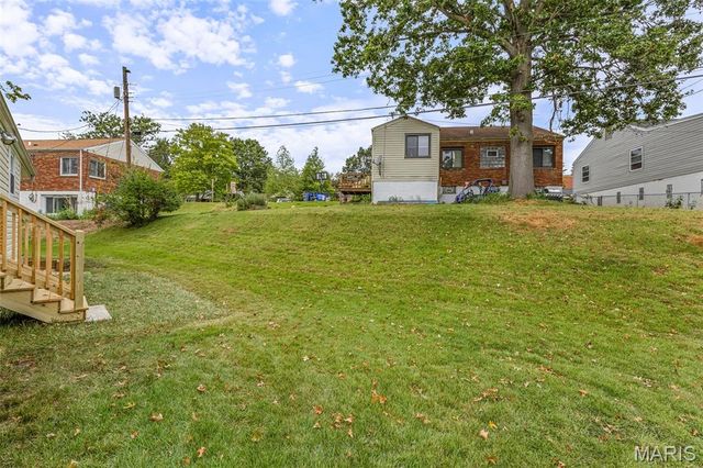 9479 Arban Drive, Crestwood, MO 63126