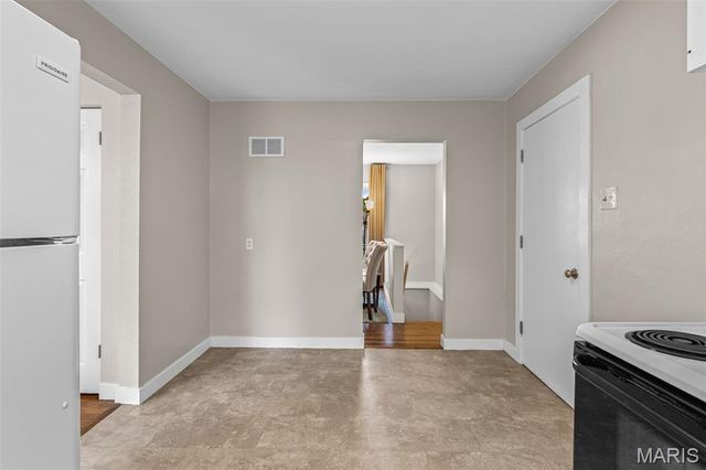 9479 Arban Drive, Crestwood, MO 63126