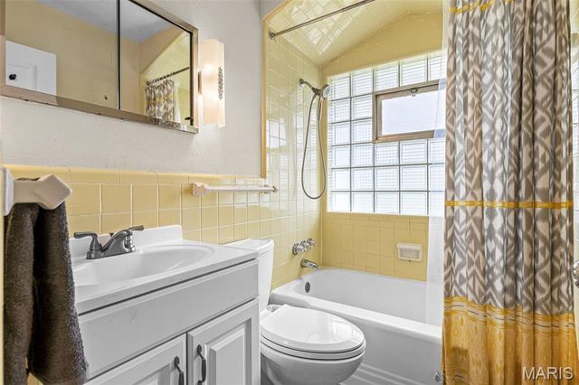 9479 Arban Drive, Crestwood, MO 63126