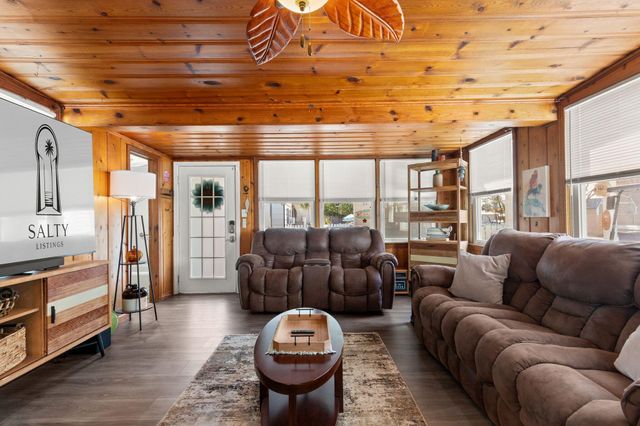 200 N Cove Boulevard, Panama City, FL 32401