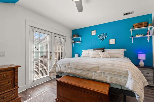 200 N Cove Boulevard, Panama City, FL 32401