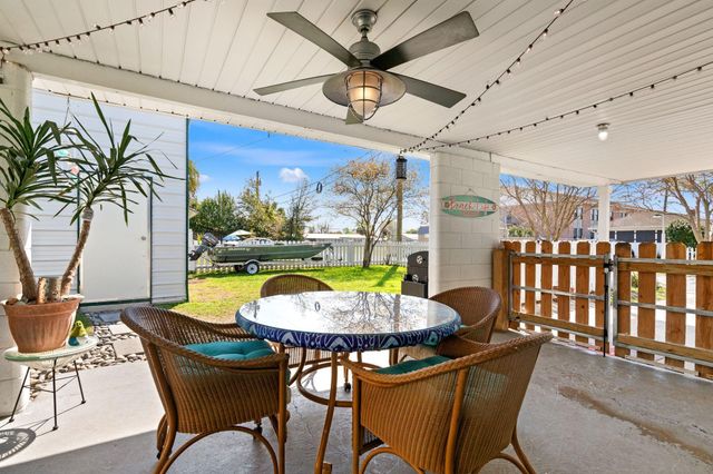 200 N Cove Boulevard, Panama City, FL 32401