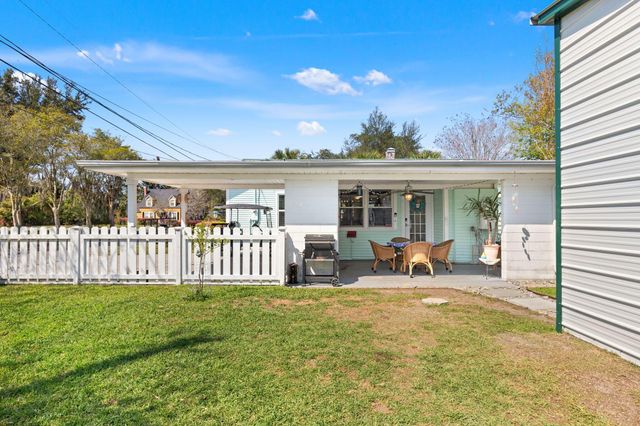 200 N Cove Boulevard, Panama City, FL 32401