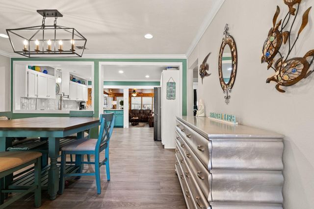 200 N Cove Boulevard, Panama City, FL 32401