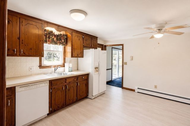 42 Stowe Rd, Grafton, MA 01519