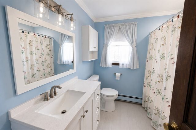 42 Stowe Rd, Grafton, MA 01519