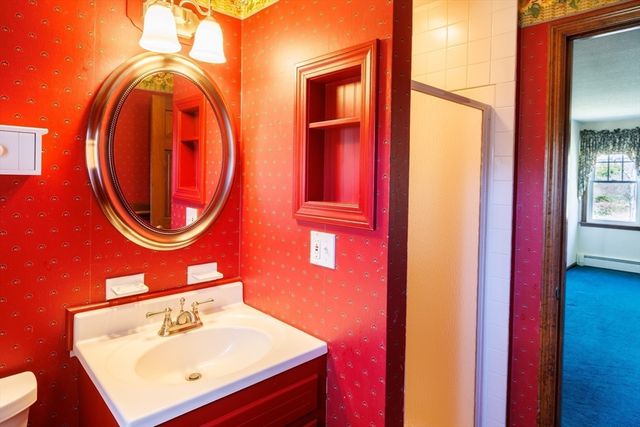 42 Stowe Rd, Grafton, MA 01519