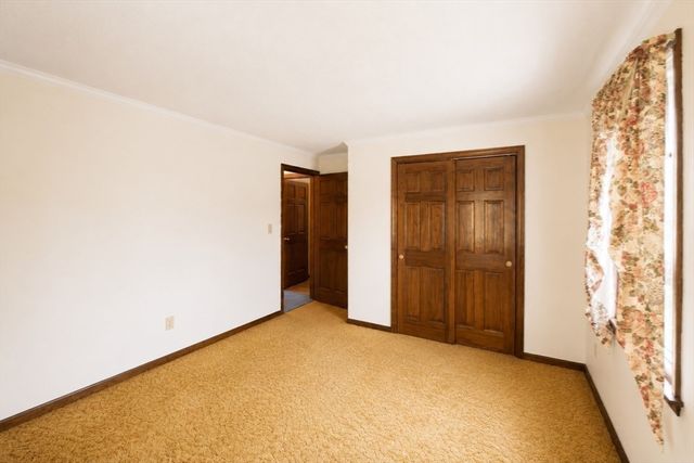 42 Stowe Rd, Grafton, MA 01519