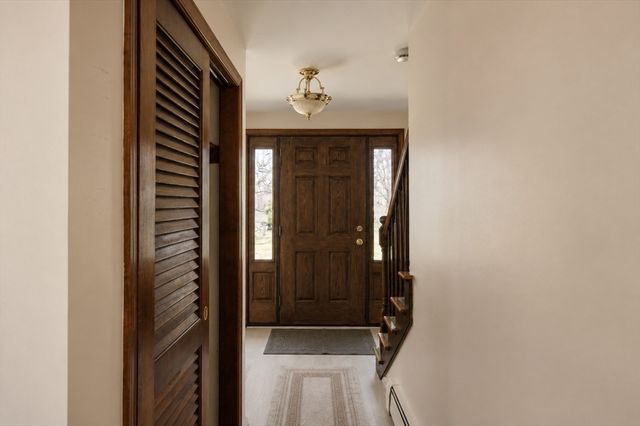42 Stowe Rd, Grafton, MA 01519