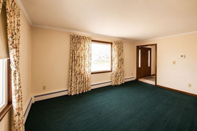 42 Stowe Rd, Grafton, MA 01519