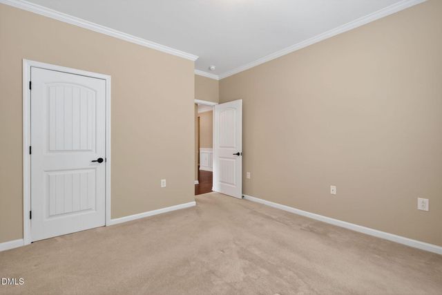108 Gem Yarn Lane, Durham, NC 27703