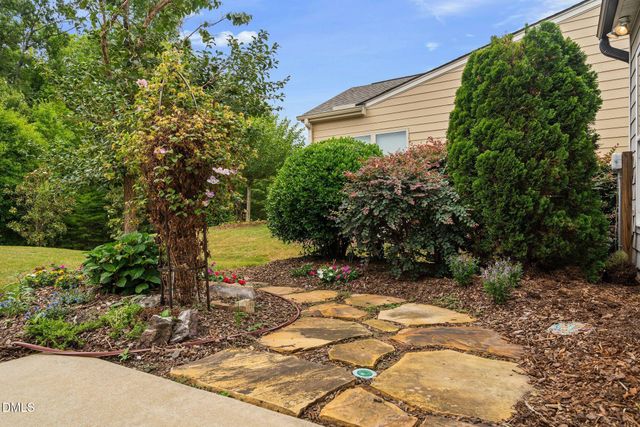 108 Gem Yarn Lane, Durham, NC 27703