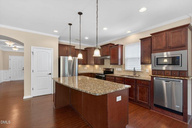 108 Gem Yarn Lane, Durham, NC 27703