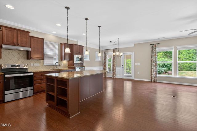 108 Gem Yarn Lane, Durham, NC 27703
